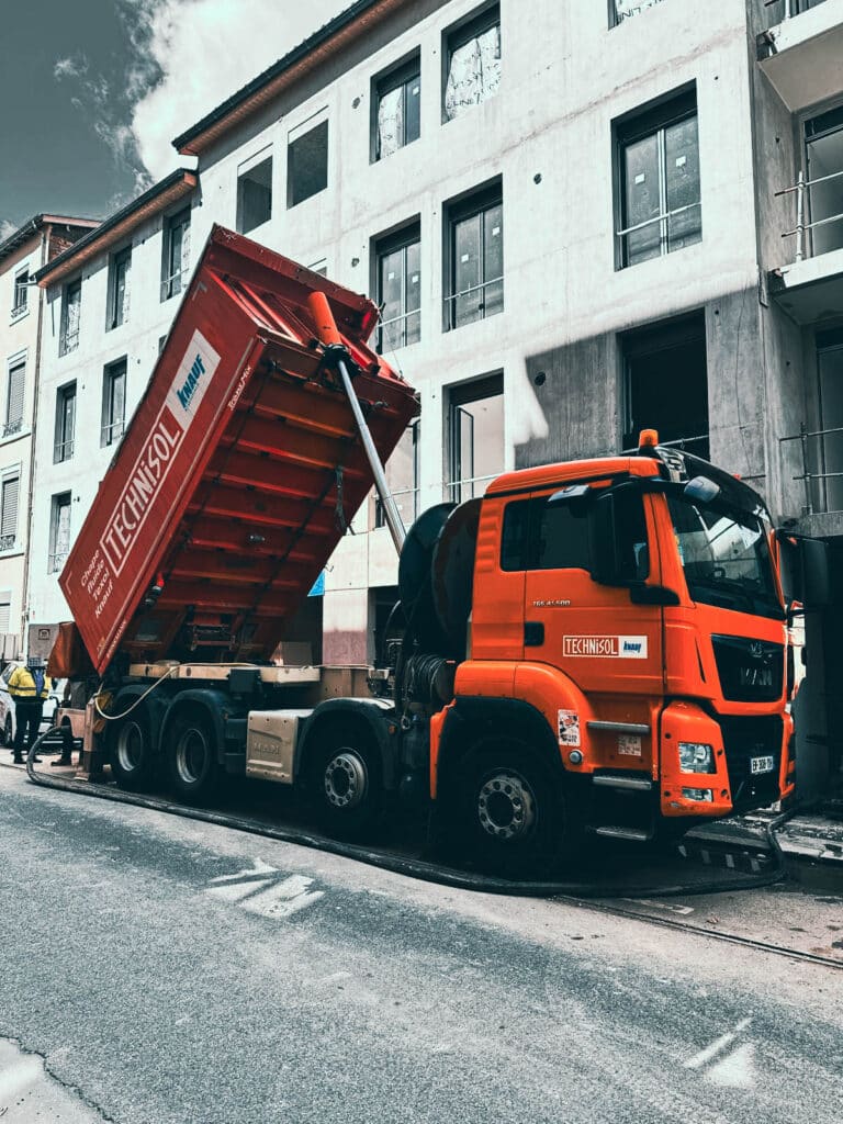 distribution chape fluide à Lyon